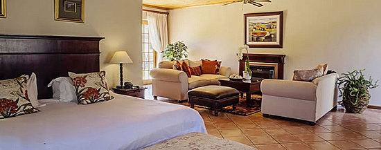 Oak Tree Lodge, B&B accommodation in Paarl, South Africa